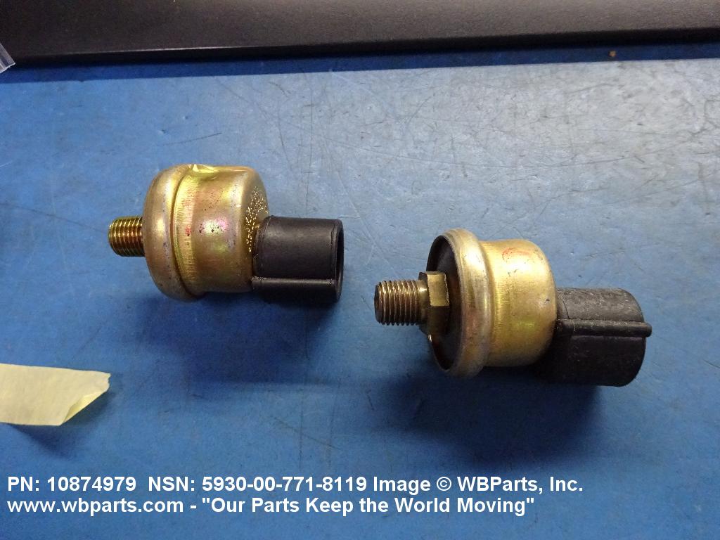 ＊·. nao .·＊ Enza 31879 - Ladies Boxy Quarter Zip Hood $23.73 - Sweatshirts